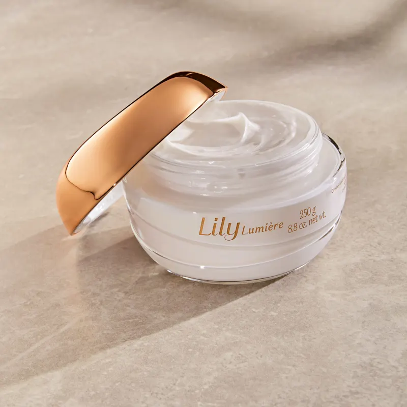 creme acetinado hidratante corporal lily luminiére 250g