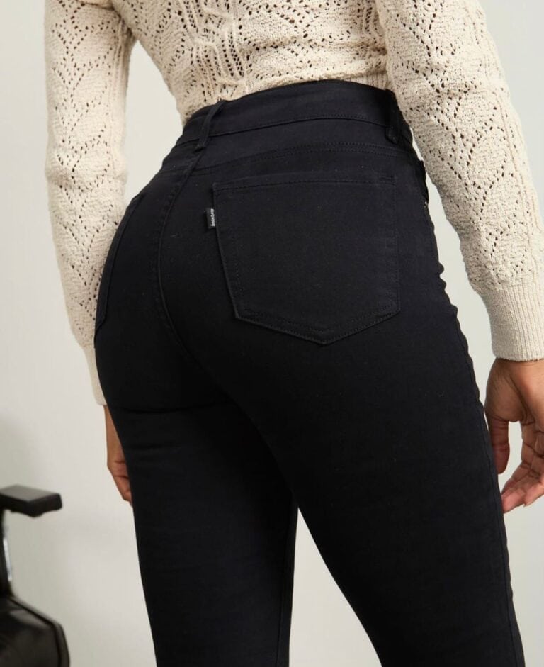 calça jeans denim zero thais – preto – skinny cós médio – lisa – barra feita calça jeans denim zero thais – preto – skinny cós médio – lisa – barra feita