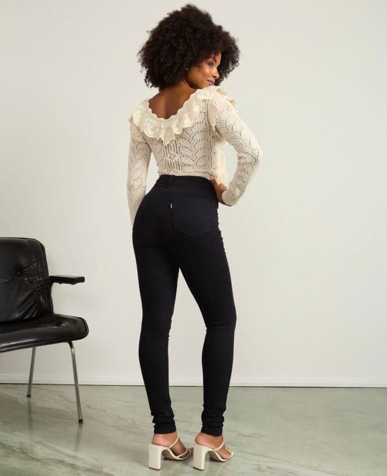 calça jeans denim zero thais – preto – skinny cós médio – lisa – barra feita calça jeans denim zero thais – preto – skinny cós médio – lisa – barra feita