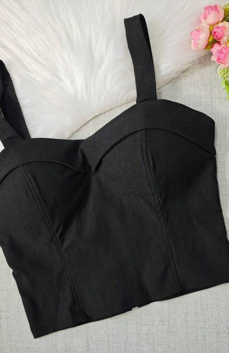 cropped milena em bengaline plus size com bojo cropped milena em bengaline plus size com bojo