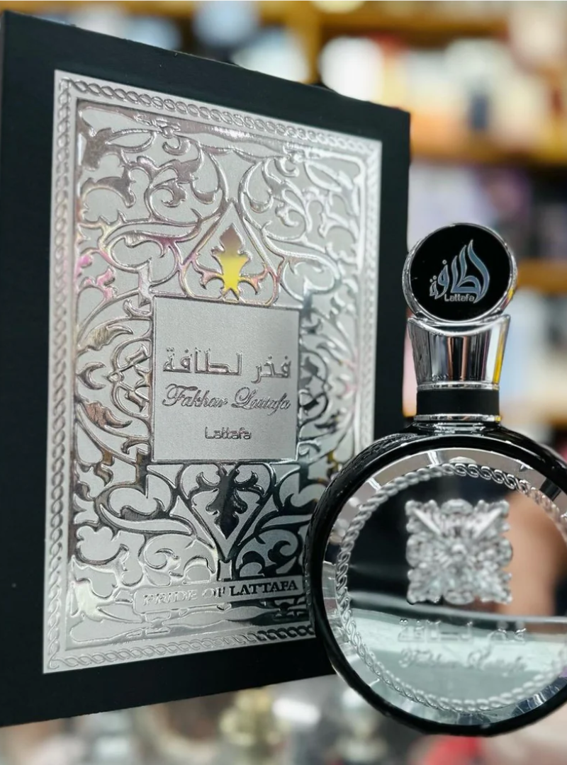 perfume Árabe fakhar black 100ml lattafa eau de parfum